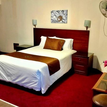 Hotel Ferrua Lima Zewnętrze zdjęcie